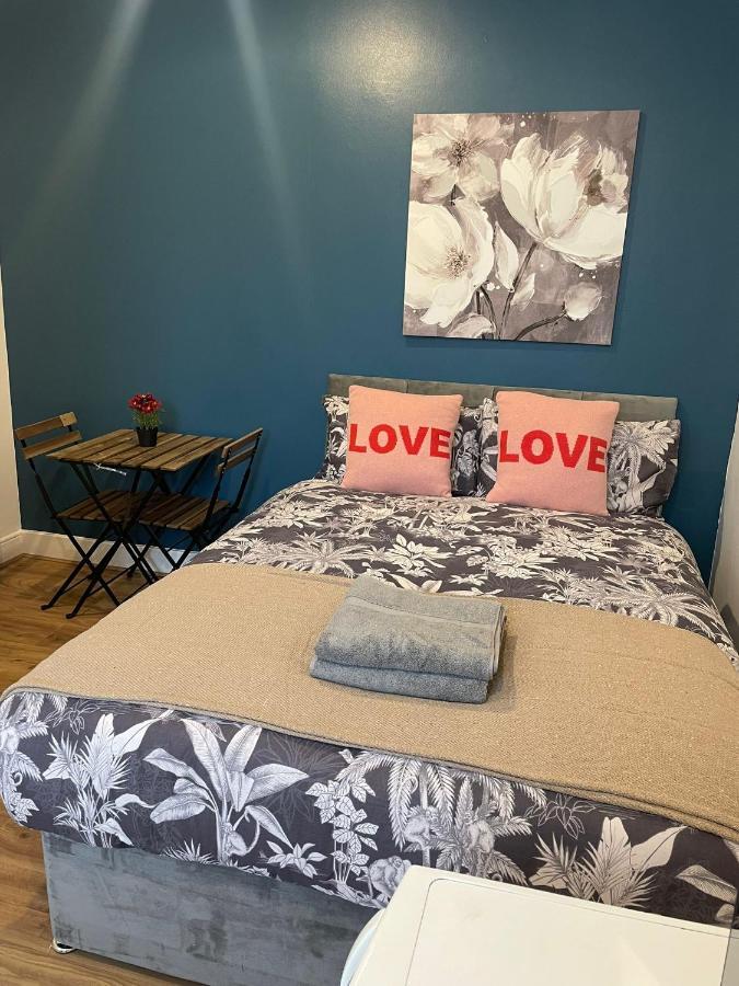 Wonderful Fully-Equipped Studio Near Central London 8 Esterno foto