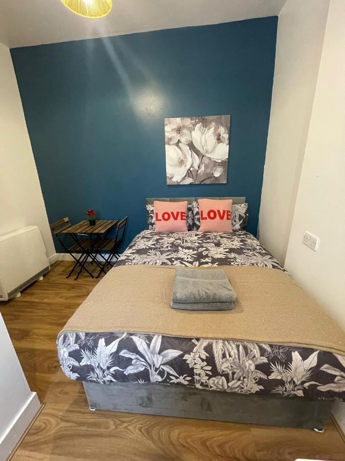 Wonderful Fully-Equipped Studio Near Central London 8 Esterno foto